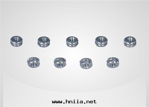 中(zhōng)闆压花(huā)不(bù)鏽鋼(gāng)螺母